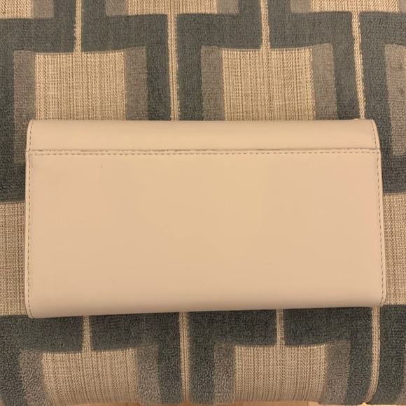 Swarovski Crystal Travel Wallet Cream #5493061 - Picture 9 of 9